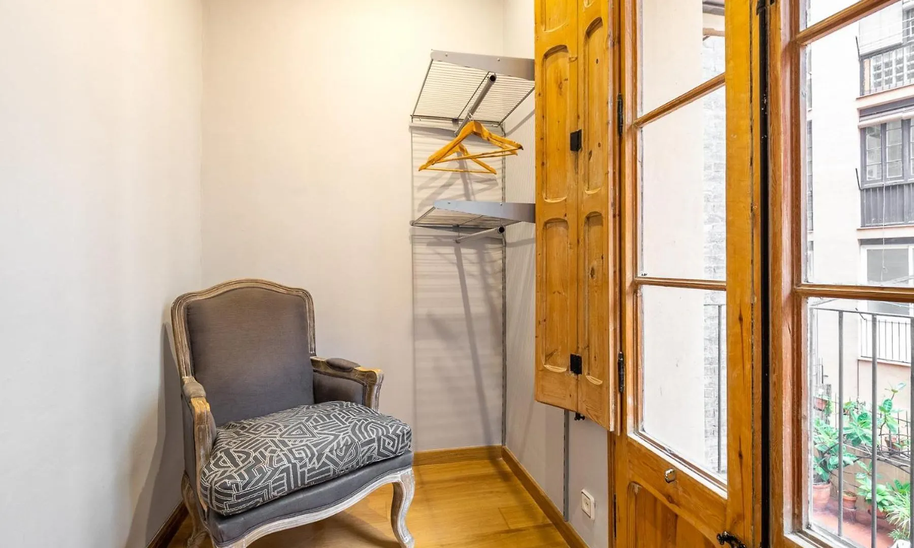 Stay U-Nique Apartments Mistral Barcelona Spanje