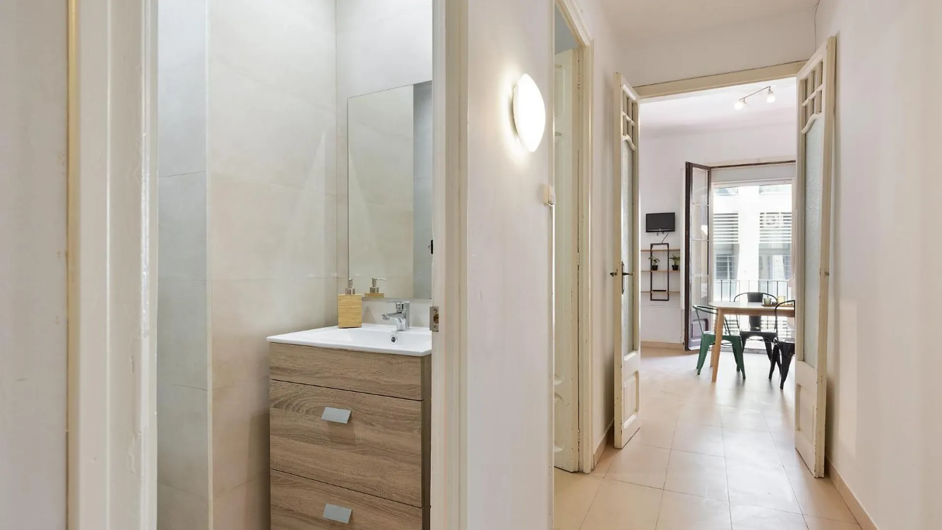 Stay U-Nique Apartments Mistral Barcelona Spanje